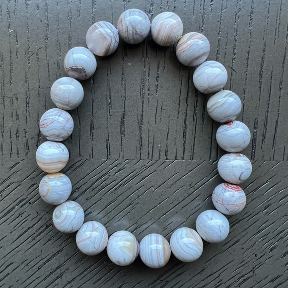 Jewelry - Amethyst lace agate bracelet 10mm SIZE 6.75’